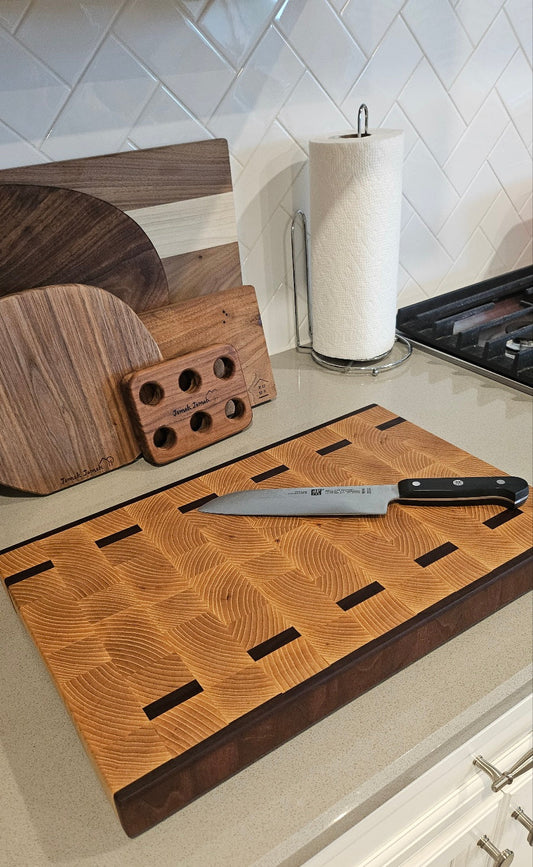 A2. 애쉬&월넛 엔드그레인 17.5x11.5 Ash&Walnut End Grain Cutting Board 17.5x11.5