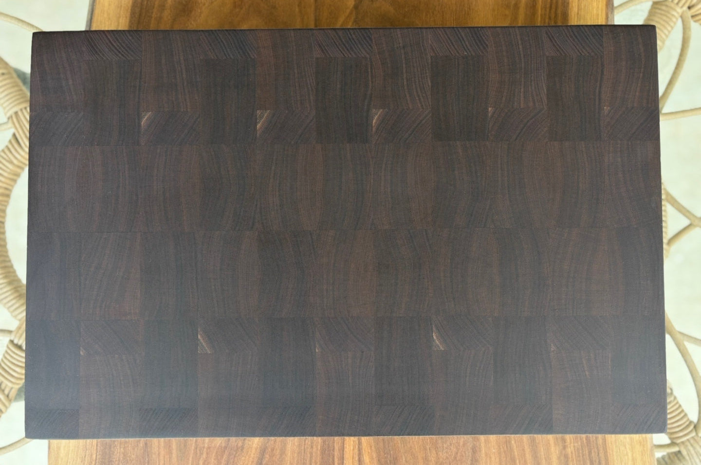 A7. 월넛 엔드그레인 18x11.5 Walnut End Grain Cutting Board 18x11.5