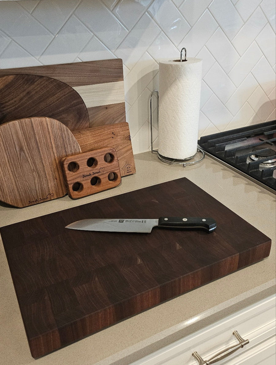 A7. 월넛 엔드그레인 18x11.5 Walnut End Grain Cutting Board 18x11.5